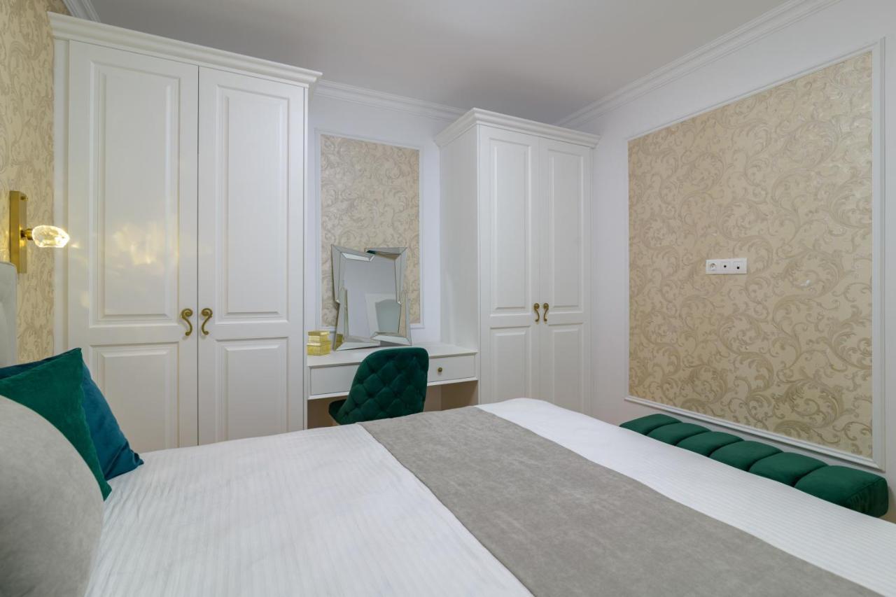 Лукс На Море Luxury Apartment In Downtown With Garage Varna Ngoại thất bức ảnh